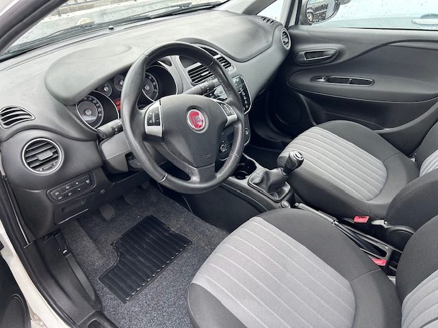 Fiat Punto 1.3 MJT II S&S 95 CV 5 porte Street usato a GROSSETO