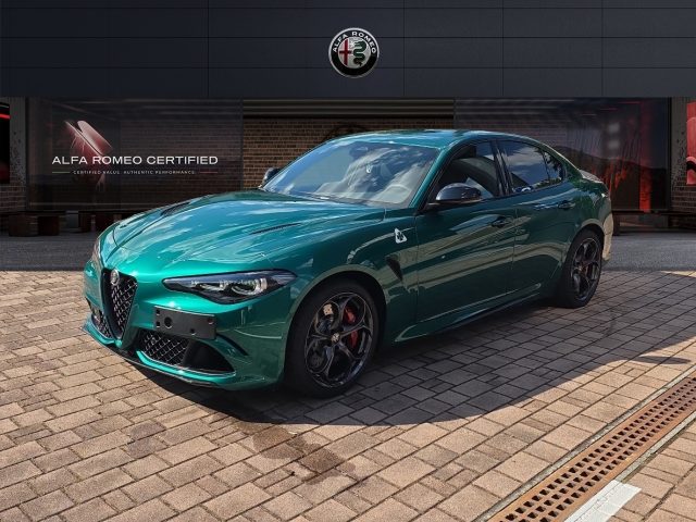 Alfa Romeo Giulia 2.9 V6 Bi-Turbo AT8 Quadrifoglio km 0 a MONZA