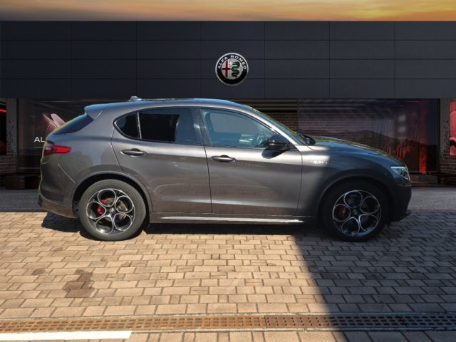 Alfa Romeo Stelvio MY22 2200 MJT 210CV VELOCE - foto 4 di 4