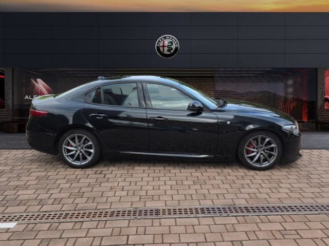 Alfa Romeo Giulia MY22 2200 MJT 190CV TI - foto 4 di 24