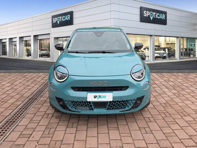 Fiat 600 1200 HYBRID 110CV DCT LA PRIMA - foto 2 di 4