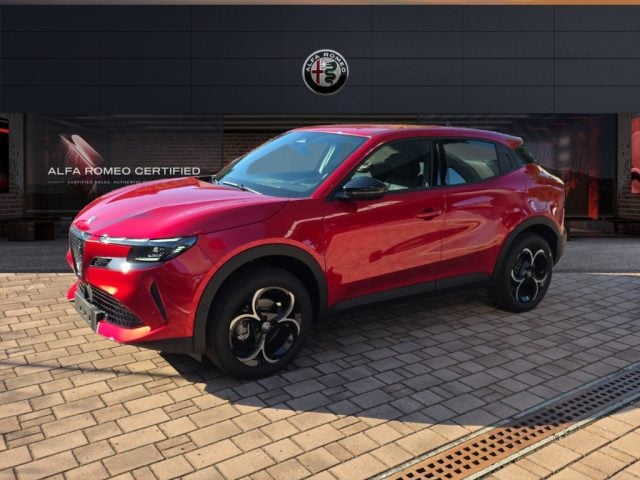 Alfa Romeo Junior 1200 HYBRID 145CV AUT, del 2026, in vendita a Monza (MB)