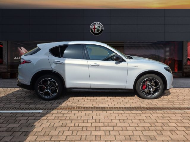 Alfa Romeo Stelvio 2.2 Turbodiesel 210 CV AT8 Q4 Veloce - foto 4 di 4
