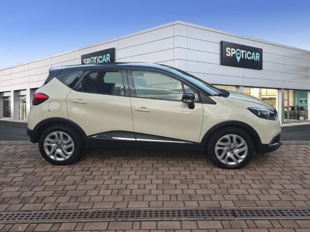 Renault Captur 1000 BZ 90CV - foto 4 di 4