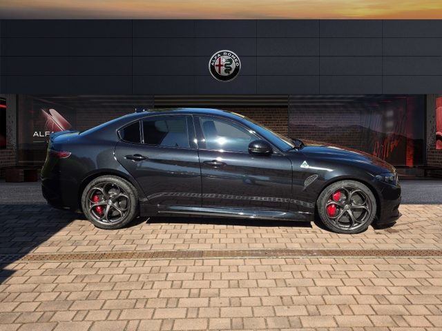 Alfa Romeo Giulia 2.9 V6 Bi-Turbo AT8 Quadrifoglio - foto 4 di 4