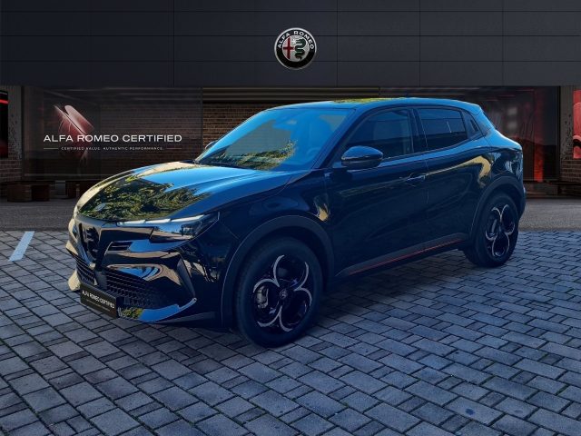 Alfa Romeo Junior 156 CV BEV Speciale nuovo a MONZA