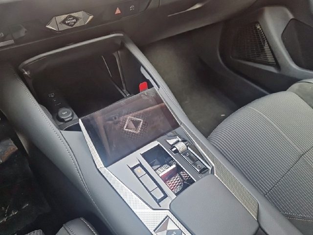 DS Automobiles DS 4 HYBDIRD 145CV ÉTOILE ALCANTARA, del 2025, in vendita a Monza (MB)