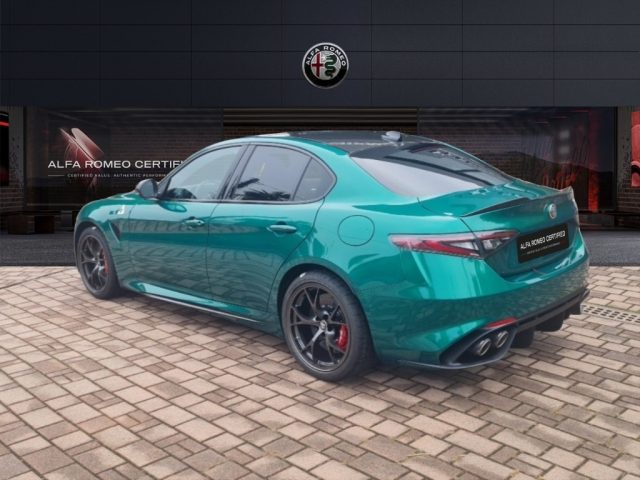 Alfa Romeo Giulia 2.9 V6 Bi-Turbo AT8 Quadrifoglio km 0 a MONZA