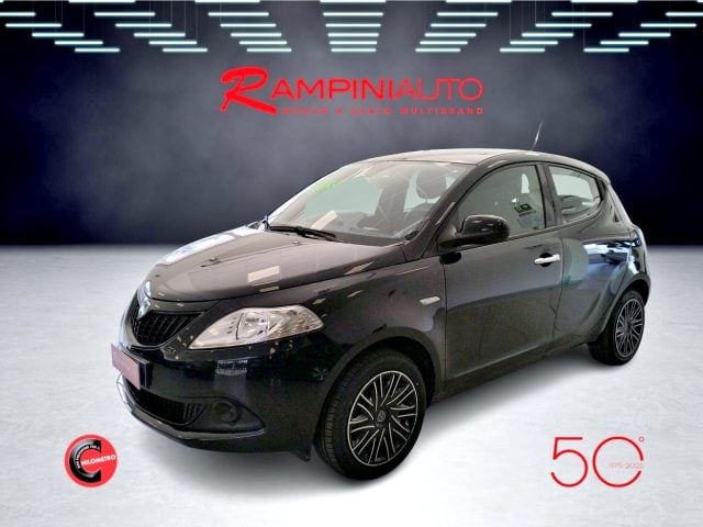 Lancia Ypsilon 1.0 FireFly Hybrid Km 35.000 Iva Esposta usato a GUBBIO