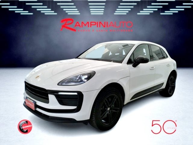 Porsche Macan 2.0 b. 265 Cv Pronta Consegna Iva Esposta, del 2022, 74.000 km, in vendita a Gubbio (PG)