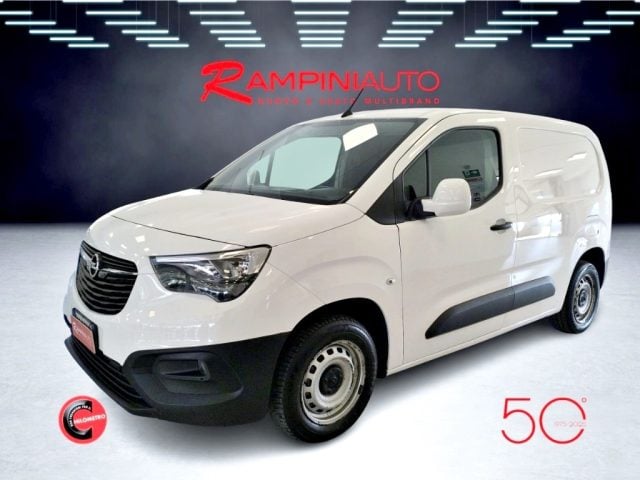 Opel Combo Cargo 1.5 Diesel 3 Posti Pronta Consegna, del 2020, 131.000 km, in vendita a Gubbio (PG)