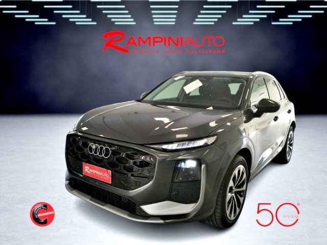 Audi Q3 TFSI 150 Cv mHEV S tronic S Line PRONTA CONSEGNA - foto 2 di 4