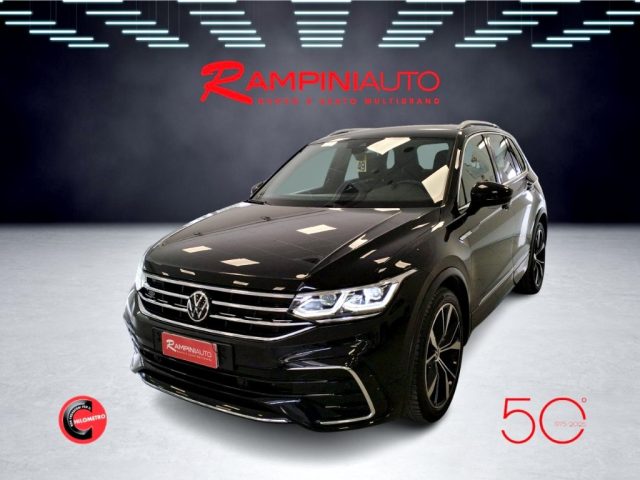 Volkswagen Tiguan 2.0 TDI 150 CV DSG 4MOTION R-Line Km 77.000 - foto 2 di 20