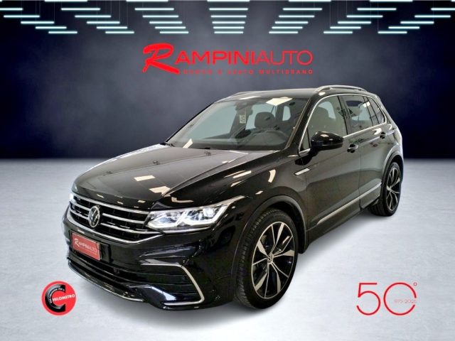 Volkswagen Tiguan 2.0 TDI 150 CV DSG 4MOTION R-Line Km 77.000 usato a GUBBIO