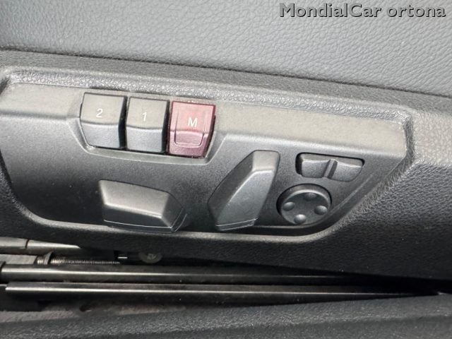 BMW 420 d Cabrio Sport - foto 2 di 4