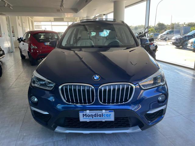 BMW X1 sDrive18d xLine tetto panoramico - foto 3 di 4