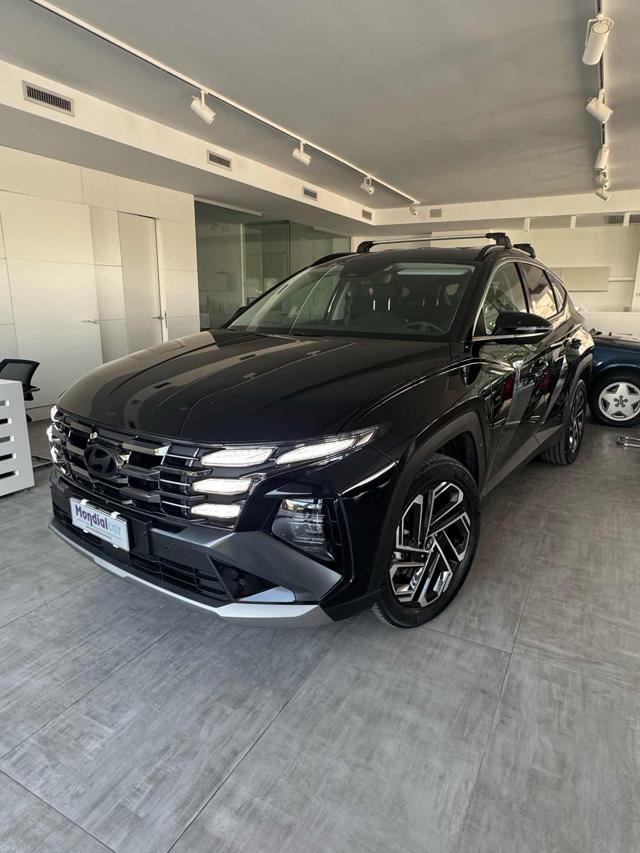 Hyundai TUCSON 1.6 HEV aut. Exellence 215cv full hybrid, del 2024, 19.700 km, in vendita a Ortona (CH)
