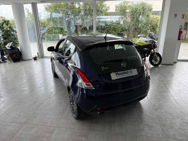 Lancia Ypsilon 1.3 MJT 16V 95 CV 5 porte S&S Gold - foto 4 di 4