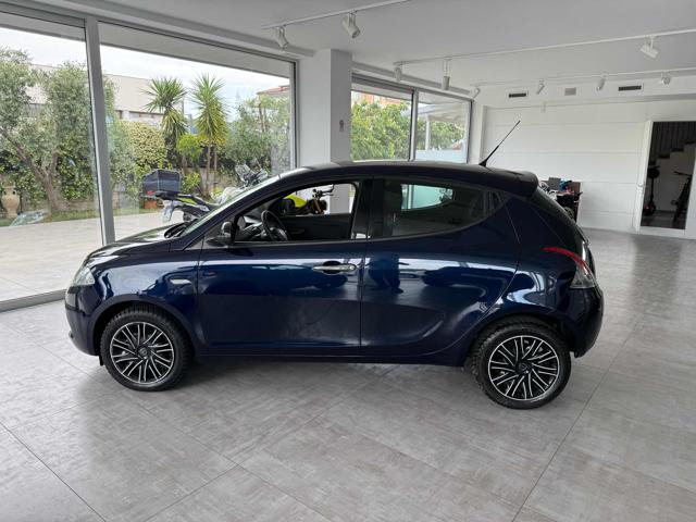 Lancia Ypsilon 1.3 MJT 16V 95 CV 5 porte S&S Gold - foto 2 di 4