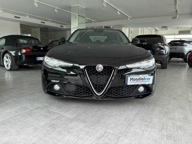 Alfa Romeo Giulia 2.2 Turbodiesel 150 CV - foto 2 di 4