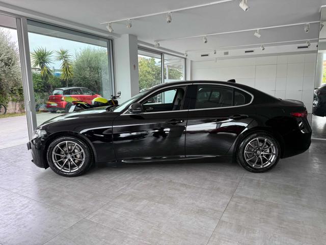 Alfa Romeo Giulia 2.2 Turbodiesel 150 CV - foto 4 di 4