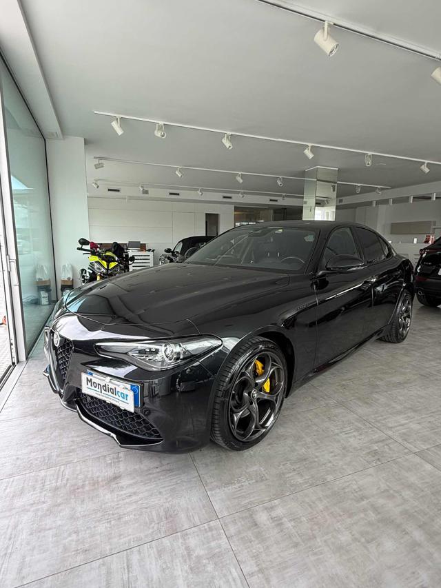 Alfa Romeo Giulia 2.0 Turbo 280 CV AT8 AWD Q4 Veloce - foto 2 di 4