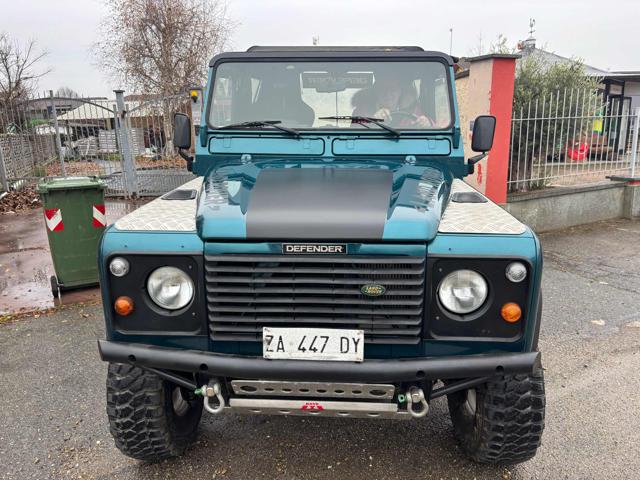 Land Rover Defender 90 2.5 Td5 CABRIO Soft-Top - foto 2 di 4