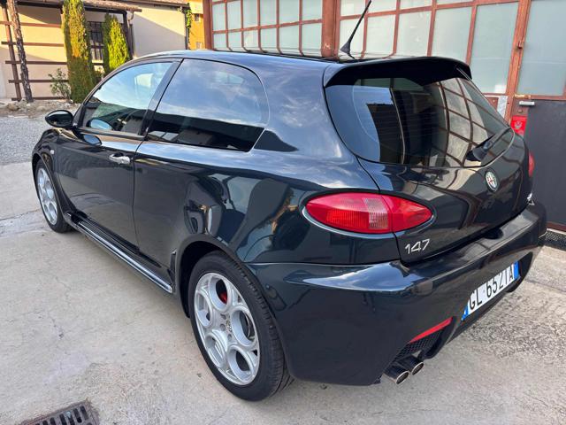 Alfa Romeo 147 3.2i V6 24V cat 3 porte GTA - foto 2 di 16