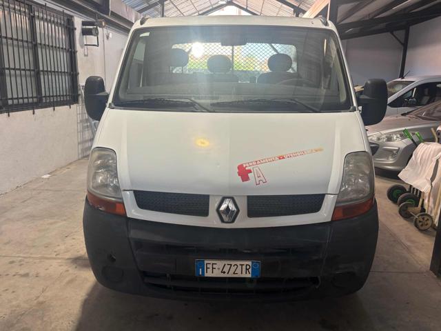 Renault Master T28/100 2.5 dCi PC Cabinato Confort - foto 2 di 4