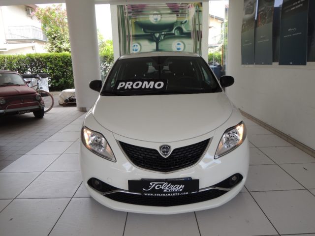 Lancia Ypsilon 1.3 MJT 16V 95 CV 5 porte S&S Gold - foto 2 di 4