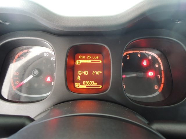 Fiat Panda 1.0 FireFly S&S Hybrid City Life - foto 4 di 4