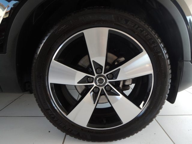 Volvo XC40 T3 Geartronic Momentum Pro - foto 3 di 4