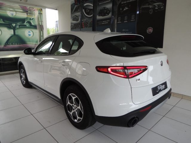 Alfa Romeo Stelvio 2.2 Turbodiesel 190 CV AT8 Q4 Super Business - foto 4 di 4