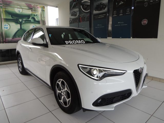 Alfa Romeo Stelvio 2.2 Turbodiesel 190 CV AT8 Q4 Super Business usato a VENEZIA