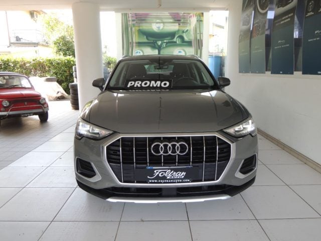 Audi Q3 35 TDI Business Advanced - foto 2 di 4