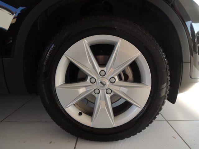 Volvo XC40 T2 automatico Core - foto 3 di 4