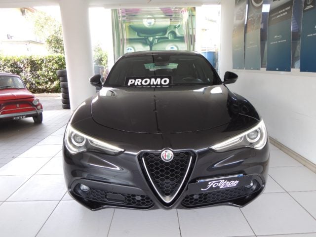 Alfa Romeo Stelvio 2.2 Turbodiesel 160 CV AT8 RWD Super Business - foto 2 di 4