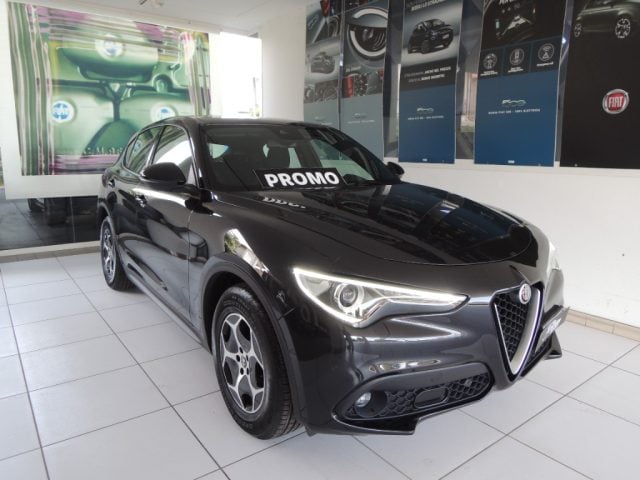 Alfa Romeo Stelvio 2.2 Turbodiesel 160 CV AT8 RWD Super Business, del 2022, 53.000 km, in vendita a Venezia (VE)