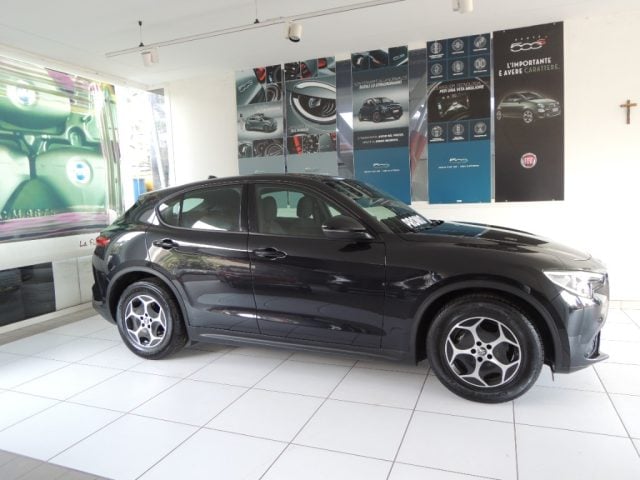 Alfa Romeo Stelvio 2.2 Turbodiesel 160 CV AT8 RWD Super Business - foto 3 di 4