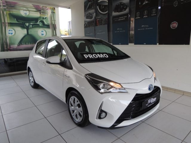 Toyota Yaris 1.5 Hybrid 5 porte Business, del 2020, 51.000 km, in vendita a Venezia (VE)