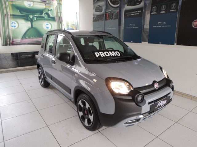 Fiat Panda 1.0 FireFly S&S Hybrid City Cross, del 2021, 77.000 km, in vendita a Venezia (VE)