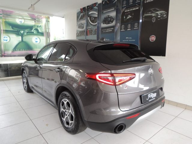 Alfa Romeo Stelvio 2.2 Turbodiesel 190 CV AT8 Q4 Business - foto 4 di 4