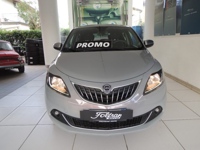 Lancia Ypsilon 1.0 FireFly 5 porte S&S Hybrid Ecochic A. Ferretti - foto 2 di 4