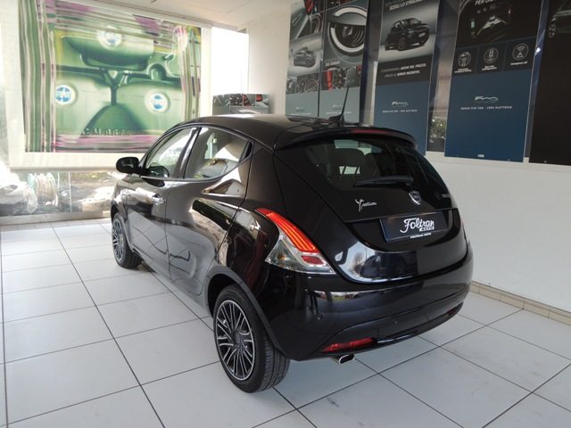 Lancia Ypsilon 1.0 FireFly 5 porte S&S Hybrid Gold - foto 4 di 4