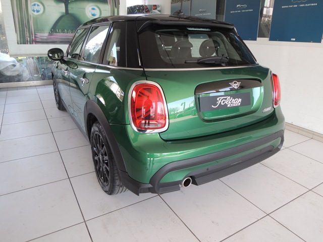 MINI Cooper 1.5 Cooper Essential 5 porte - foto 3 di 4