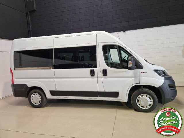 Fiat Ducato 30 2.3 MJT 140CV PC-TN Panorama 9 POSTI usato a BAREGGIO