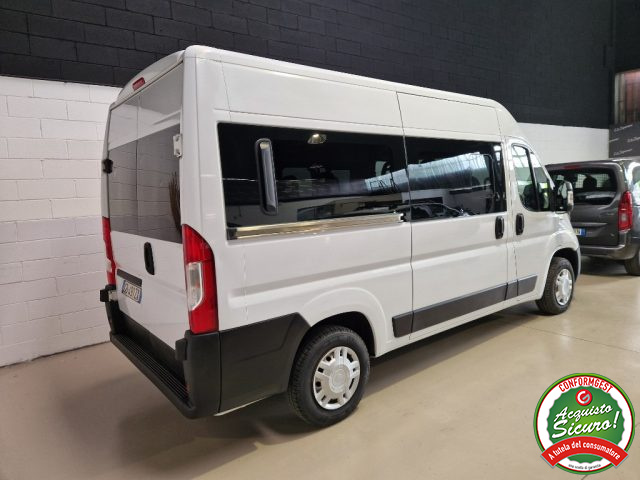 Fiat Ducato 30 2.3 MJT 140CV PC-TN Panorama 9 POSTI usato a BAREGGIO