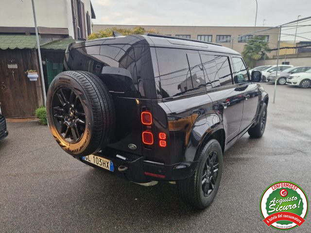 Land Rover Defender 110 3.0D I6 300 CV AWD X-Dynamic - foto 4 di 4