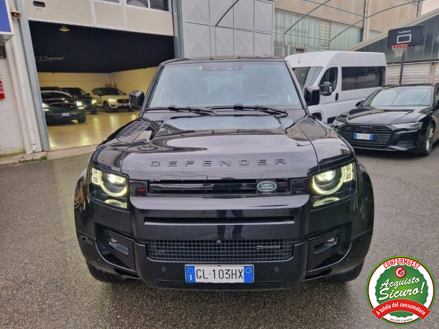 Land Rover Defender 110 3.0D I6 300 CV AWD X-Dynamic - foto 2 di 4