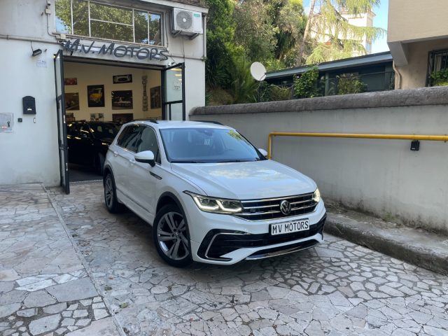 Volkswagen Tiguan 1.5 TSI 150 CV DSG ACT R-Line usato a ROMA